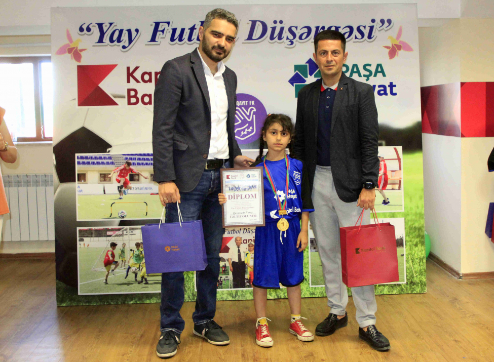 pasha-heyat-in-desteyile-novbeti-yay-futbol-dushergesi-layihesi-start-goturub