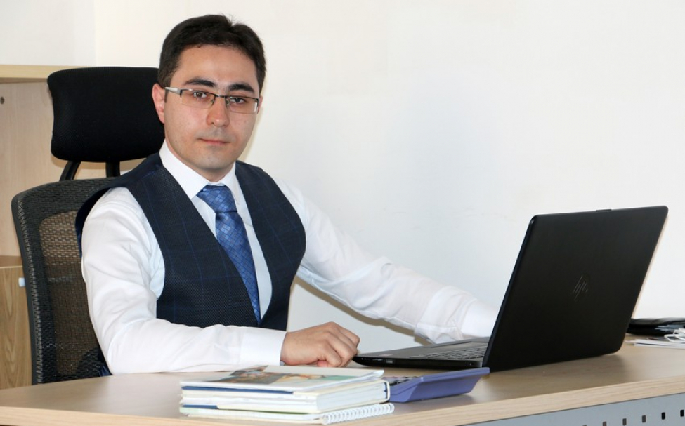 azerbaycan-sigortachilar-assosiasiyasinda-yeni-teyinat-olub