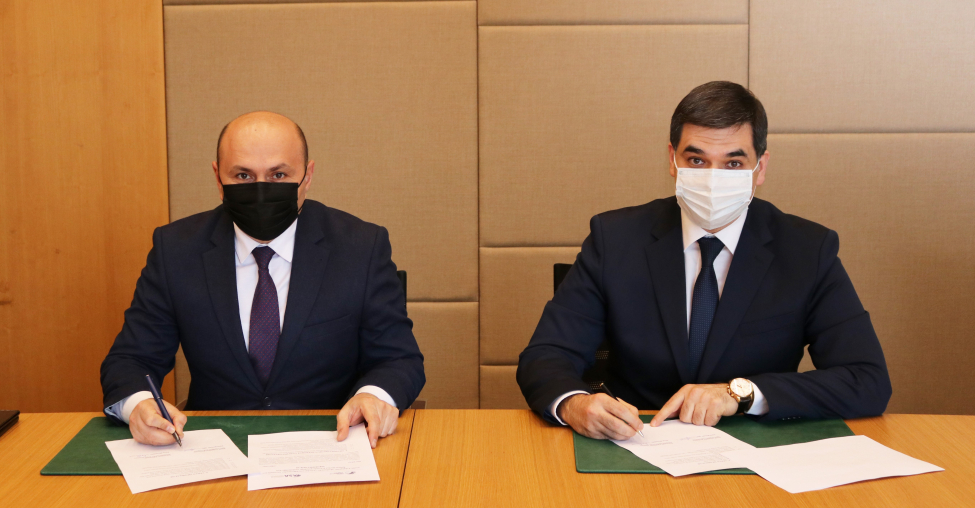 asa-ile-sosial-tedqiqatlar-merkezi-arasinda-memorandum-imzalandi