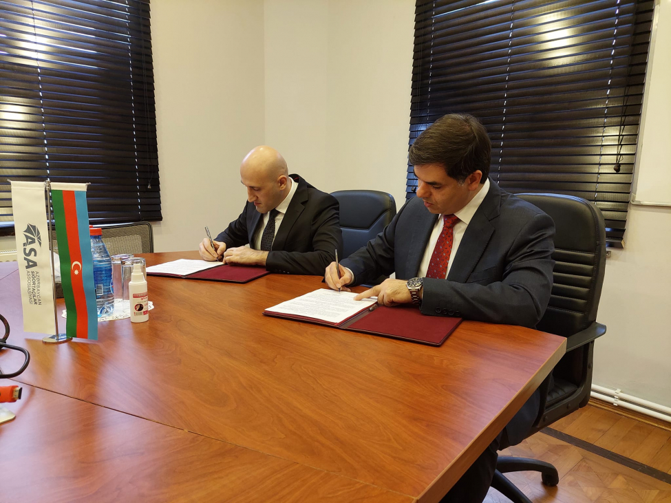 sigorta-sektorunda-reqemsal-transformasiyanin-suretlendirilmesi-meqsedi-ile-emekdashliq-quruldu