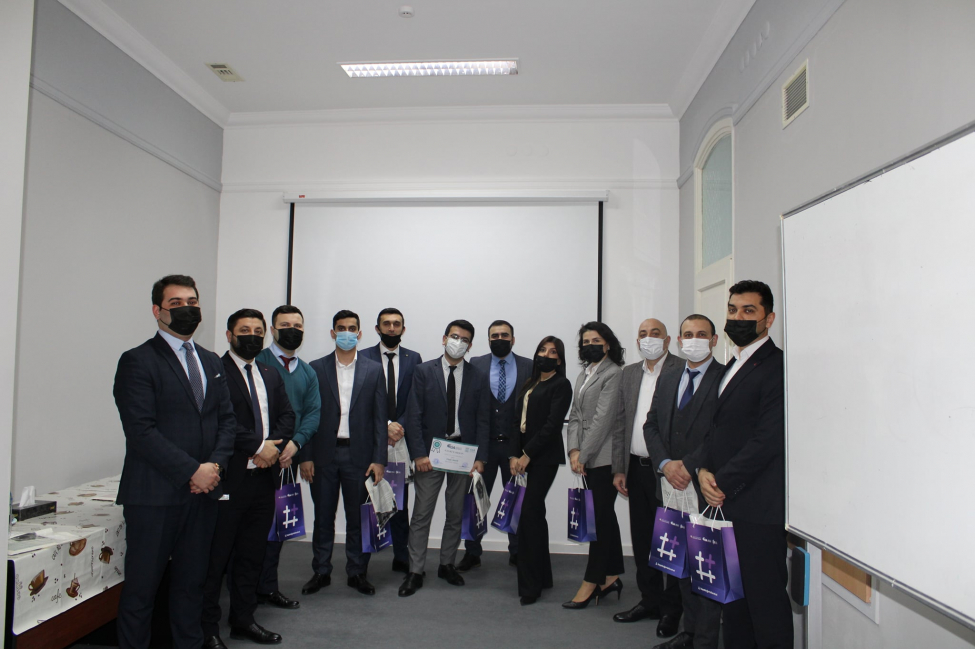 sigorta-uzre-test-musabiqesinin-qalibleri-mukafatlandirildi-fotolar