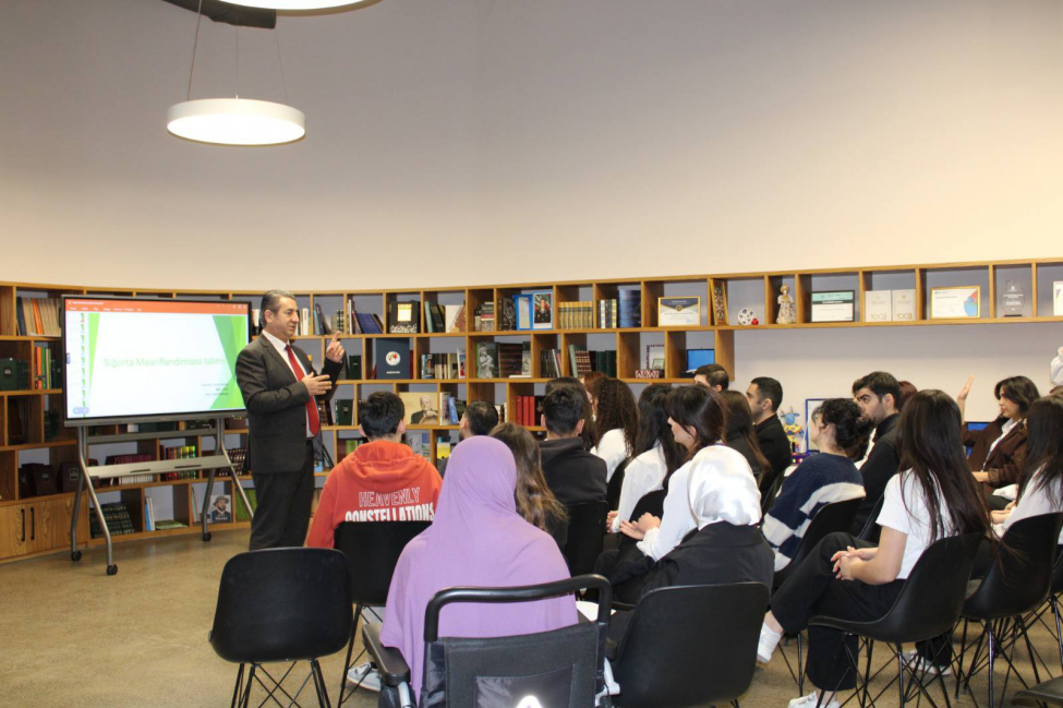 asa-hessas-qrupdan-olan-vetendashlara-telim-kechib