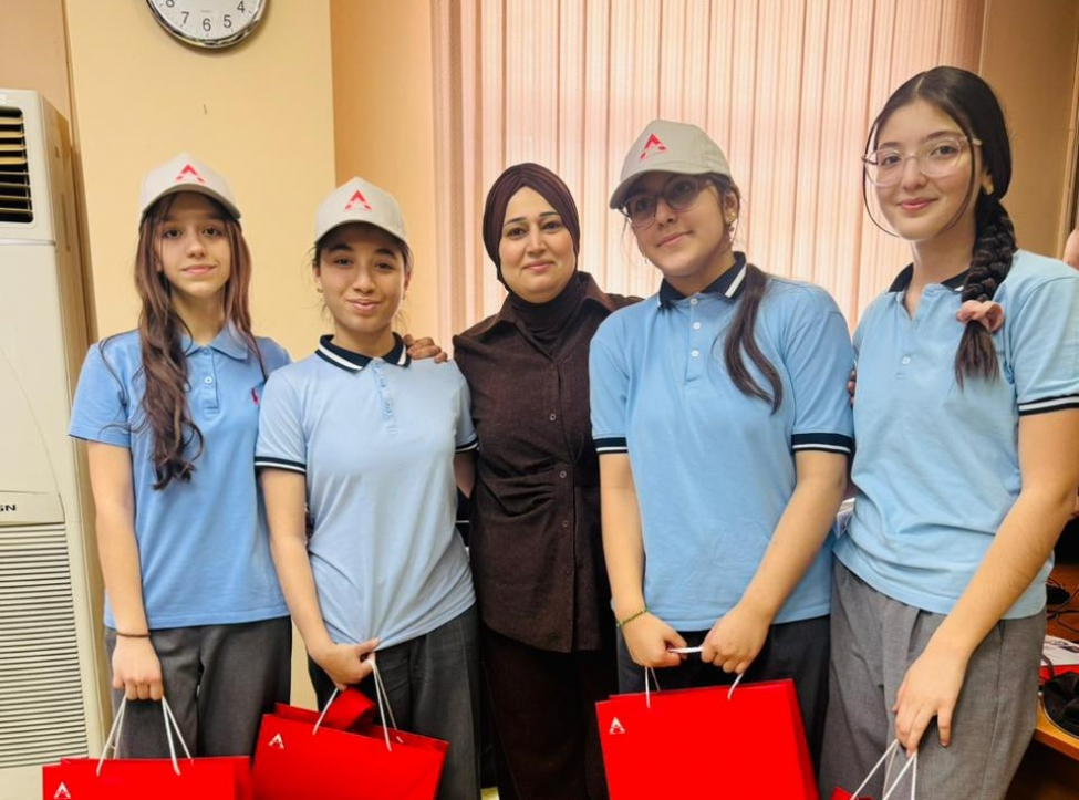 a-qroup-sigorta-shirketi-qlobal-pul-heftesi-cherchivesinde-mekteblileri-maariflendirib